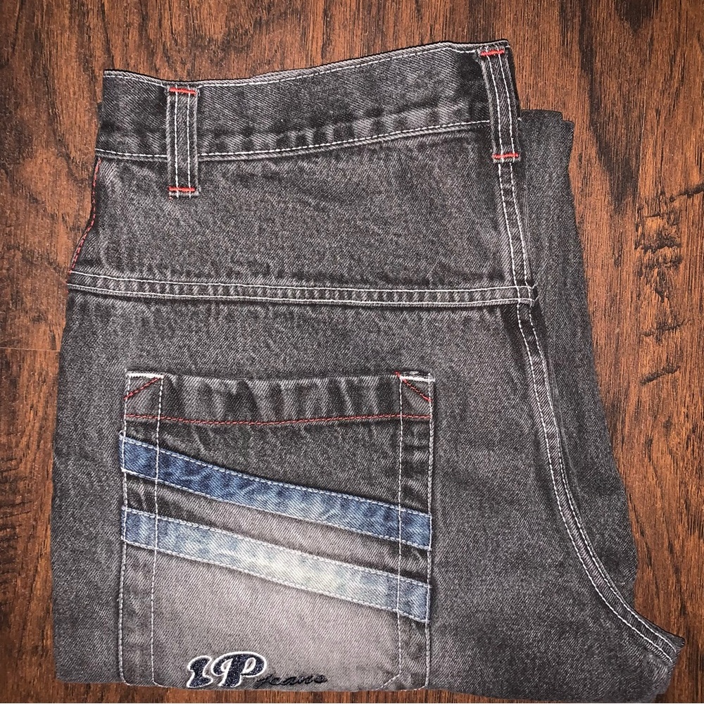 Jeans - Picture 9 of 9
